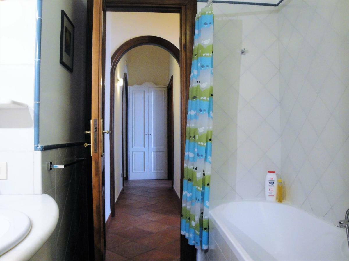 Umberto I Holiday House نابولي المظهر الخارجي الصورة