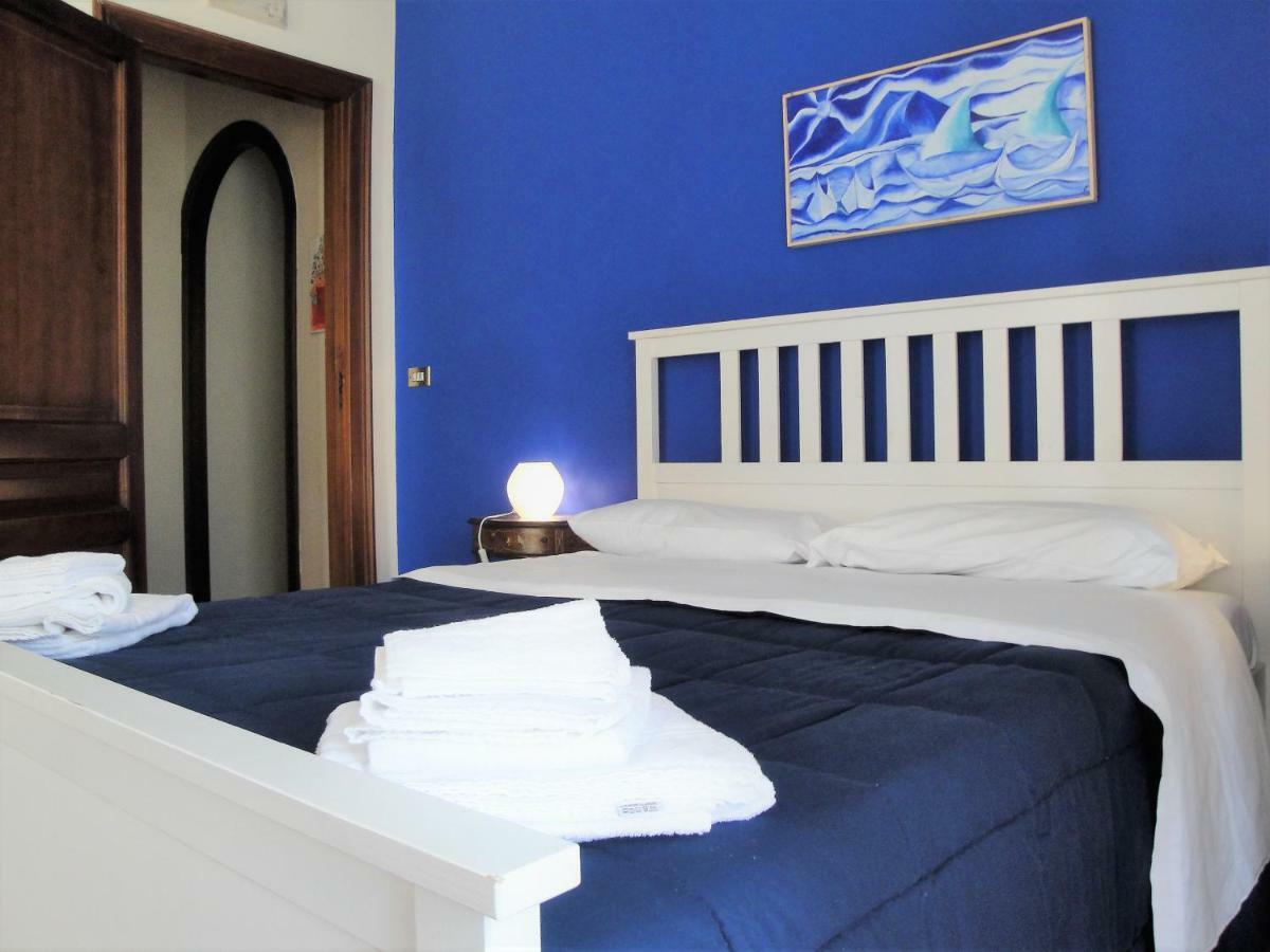 Umberto I Holiday House نابولي المظهر الخارجي الصورة